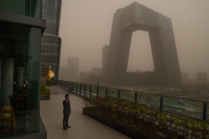 Tijdens de zandstorm in Peking.