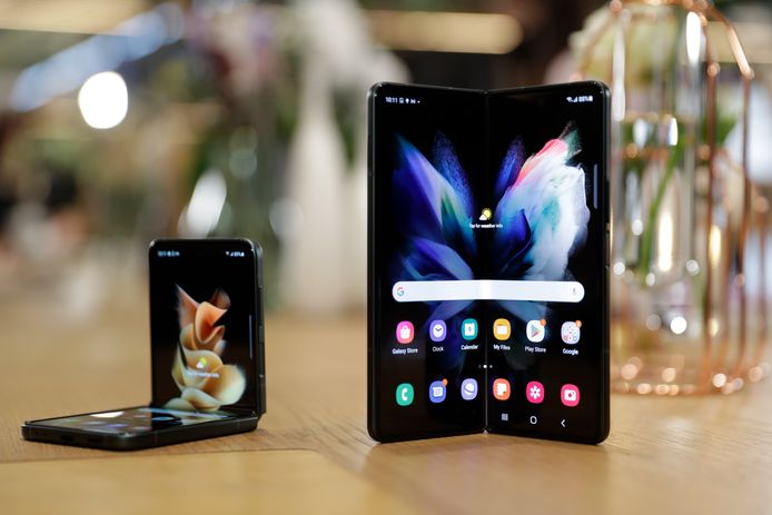 De Samsung Galaxy Z Flip 3 en de Samsung Galaxy Z Fold 3.