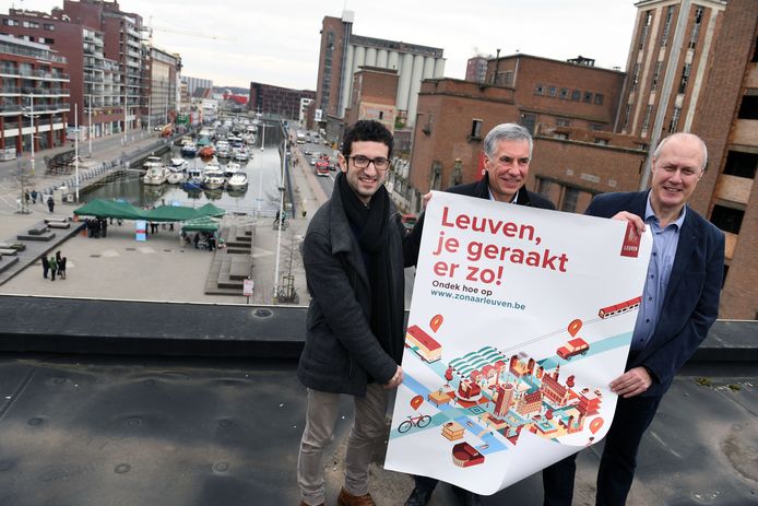 Schepenen Erik Vanderheiden, Carl Devlies en Mohamed Ridouani over de mobiliteitscampagne 'Leuven, je geraakt er zo!'