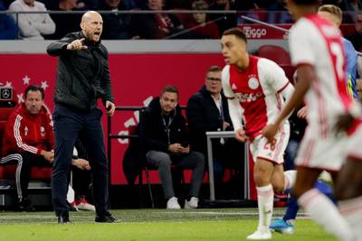 Stoppen als Feyenoord-coach? Stam gaat eens goed nadenken