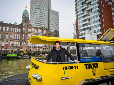 Op Koningsdag mag de koning best even de watertaxi besturen (mits hij vooraf komt oefenen)