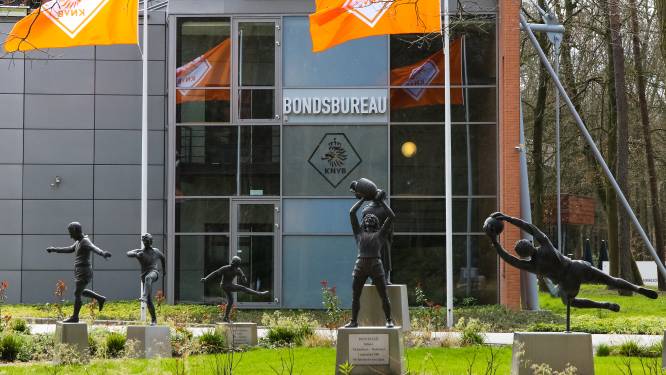 Alleen zomervoetbal biedt nog reddingsboei voor betaald voetbal