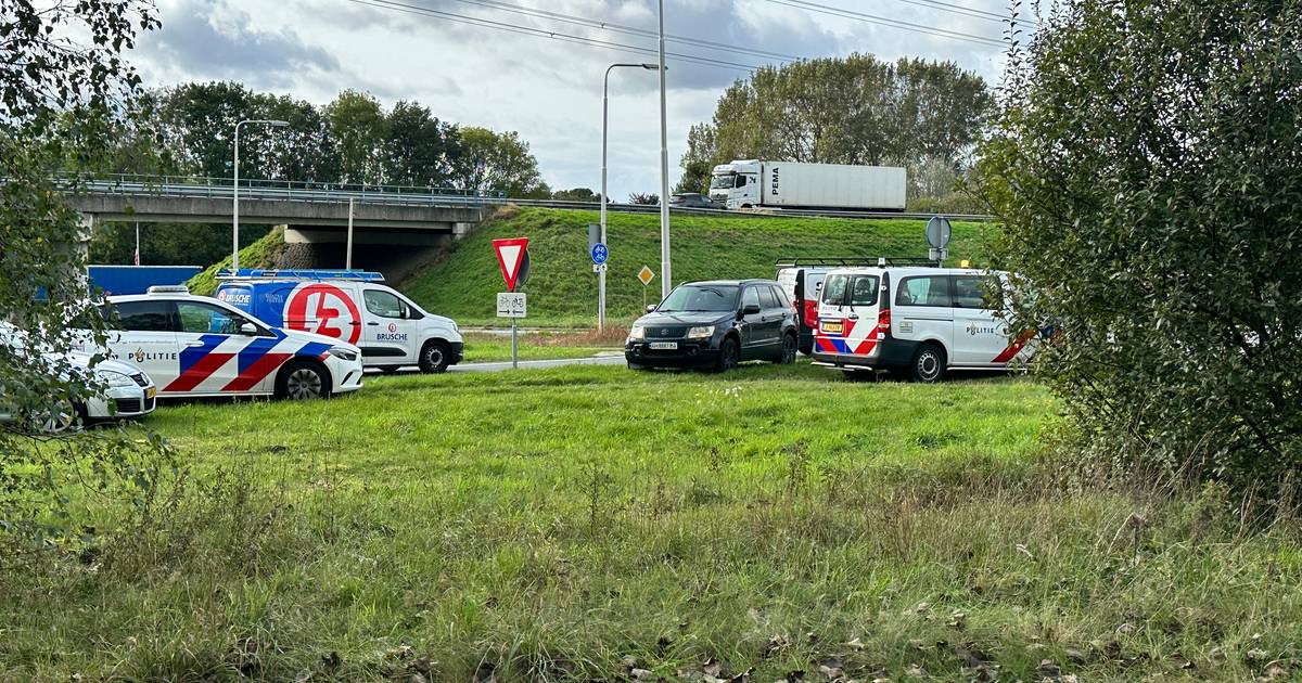 Fietser raakt gewond bij aanrijding op afrit N36 in Wierden.