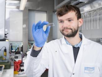 Vlaamse doctoraatsstudent werkt aan sneltest die corona en resem ziektes kan opsporen: “Eén druppel bloed, meer is er niet nodig”