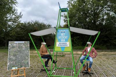 Gestel vanuit de lucht met vr-bril: ‘Ik zie nog genoeg plekken waar zonnepanelen kunnen’
