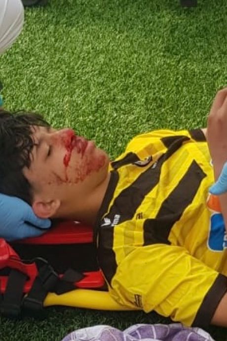 Un match de U17 dégénère près d’Ypres: un joueur de 15 ans victime d’une commotion cérébrale