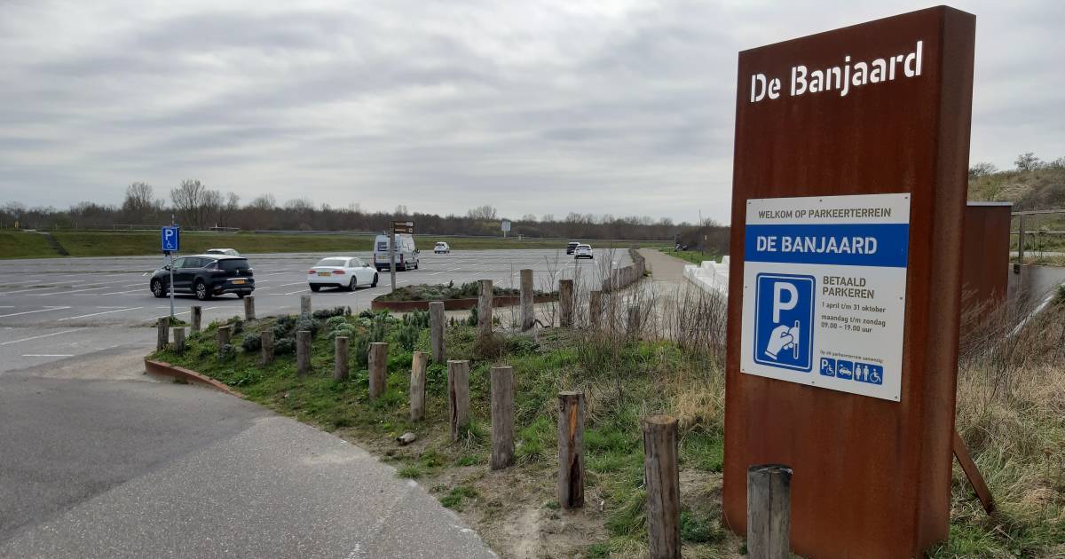 Weer gratis parkeren bij het strand voor inwoners Noord-Beveland - Provinciale Zeeuwse Courant