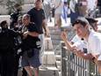 Bespuugd en geprovoceerd: ultranationalistische Israëliërs vallen journalisten aan tijdens vlaggenmars in Jeruzalem