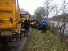 Politie zoekt in Markkanaal bij Terheijden naar sinds 2013 vermiste Jelle Leemans