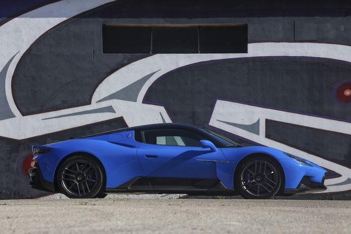 Maserati MC20