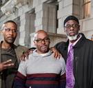 ‘We zijn door de hel gegaan’: drie mannen vrijuit na 36 jaar onschuldig in Amerikaanse cel
