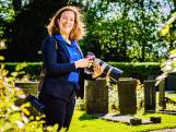 Esther maakt foto's van uitvaarten: ‘Het gaat niet om perfecte foto, maar om vastleggen van liefde’