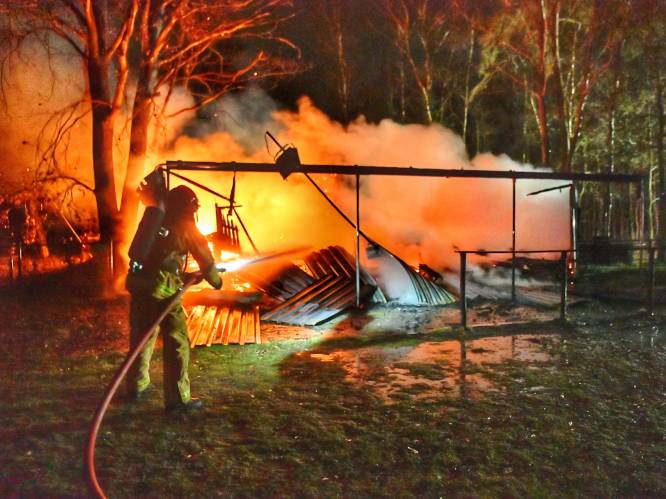 Clubhuis hondenschool en Kringgroep Waalre volledig verwoest door brand