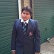 Het driedelig pak mag het dan moeilijk hebben, het schooluniform heeft de coronacrisis met glans overleefd