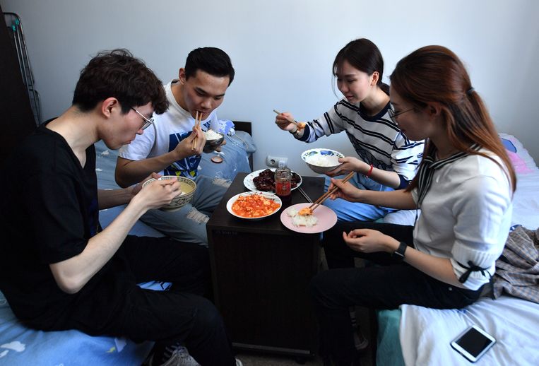 Studenten aan het Confucius Institute of Far Eastern Federal University (FEFU) in Rusland. Beeld Yuri Smityuk/TASS