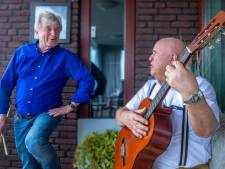 Met dank aan piratenstations is ‘vergeten band’ Trio’67 terug: ‘Ik heb wekenlang honingsnoepjes geslikt’