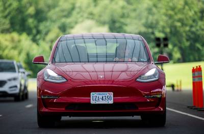 Tesla klopt verwachtingen met verkoop van kwart miljoen elektrische auto’s