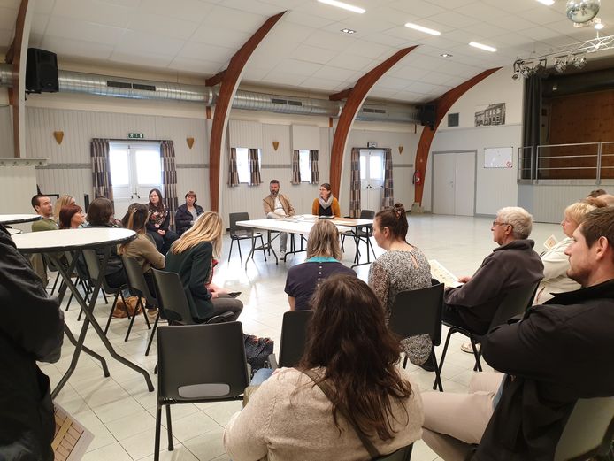 In Trefpunt Winnik was er een infovergadering voor de buurtbewoners van de geplande nieuwe locatie voor het dierenasiel Ninove.