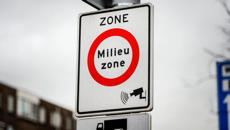 Alleen auto's die voldoen aan de strengste Europese uitstootnormen krijgen het zogenaamde Ultra Low Emission Vehicle label Beeld anp