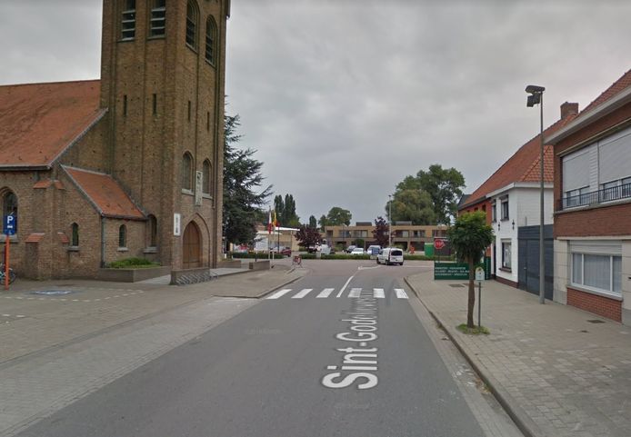 Sint-Godelievestraat begin augustus afgesloten herstelling waterlek Oostkamp | hln.be