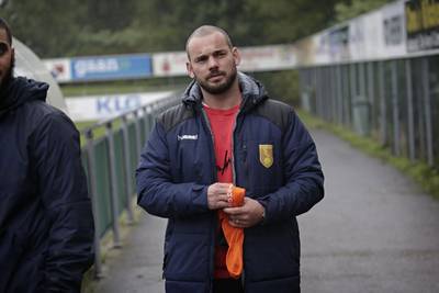 Wesley Sneijder steekt ‘fantastisch’ Achilles’29 een hart onder de riem