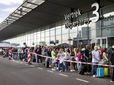 Schiphol verwacht tien procent meer reizigers in meivakantie