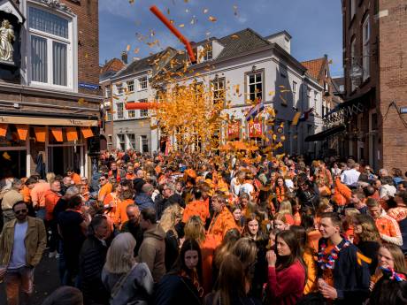 Minder maatregelen tijdens Koningsdag in Den Bosch: ‘Iedereen moet lekker kunnen rondbanjeren’