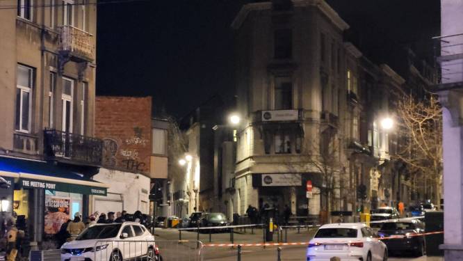 Twee verdachten opgepakt na grote klopjacht in Europese wijk