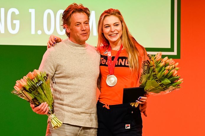Jutta Leerdam met haar vader Ruud.
