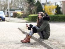 Michelle liet héél even haar auto draaien toen dieven toesloegen: ‘M’n man draaide zich stomverbaasd om’