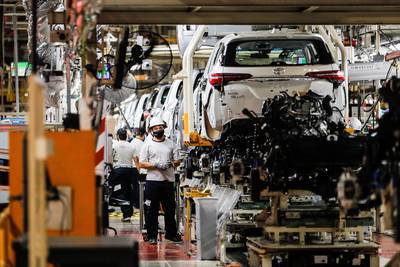 Toyota legt autofabriek twee weken stil door chiptekort