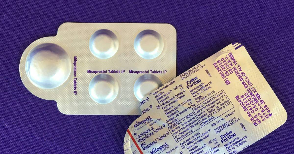 Les grandes chaînes de pharmacies américaines commencent à vendre la pilule abortive sur prescription