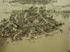 Waarom overstroomde in 1993 de Maas, maar nu Valkenburg?