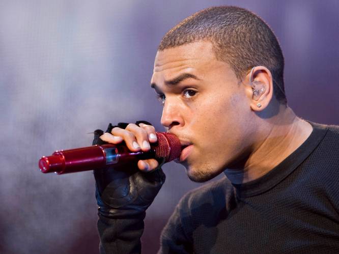 Chris Brown aangeklaagd door zijn kostuumontwerper