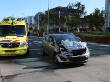 Gewonden bij forse kop-staartbotsing op Schenkkade