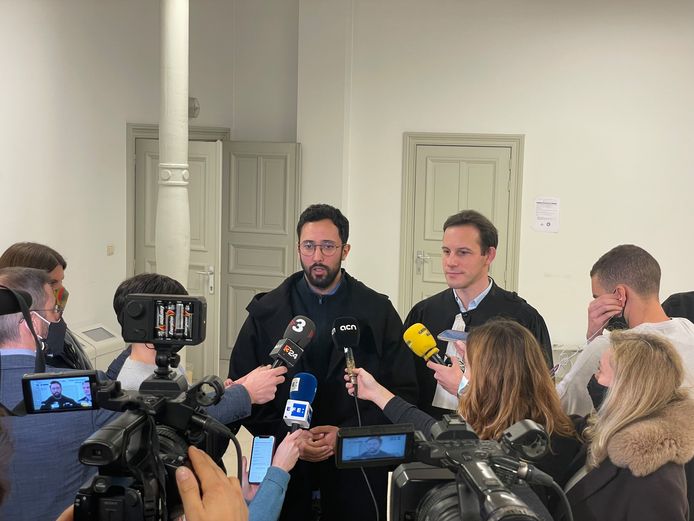 Ook dinsdag zakte alweer heel wat Spaanse pers af naar de Gentse Kamer van Inbeschuldigingstelling.