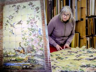 
Gigantische tegel brak tijdens werken in honderden stukken, maar Alberta (75) ‘puzzelt’ al maanden aan oplossing: “Dit is een kunstschat om te koesteren”