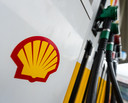 Het logo van Shell bij een tankstation.