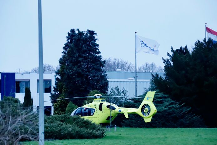 Traumahelikopter landt in Katwijk