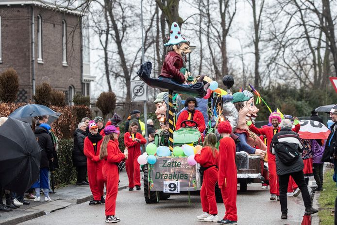 De Zatte Draakjes toerden door Ulft.  Foto: Jan Ruland van den Brink