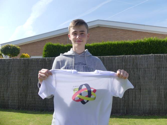 Pas een jaar intens met wiskunde bezig, maar nu al staat Luka (16) op het WK in Japan: “Ik droomde nochtans van een voetbalcarrière”