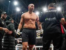 Badr Hari tikt tegenstander op de vingers: 'Hij besefte niet hoe gevaarlijk houding fans was’