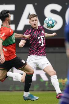 Ramon Hendriks na blessure terug bij FC Utrecht: ‘Ik wil gewoon belangrijk zijn, op welke positie dan ook’