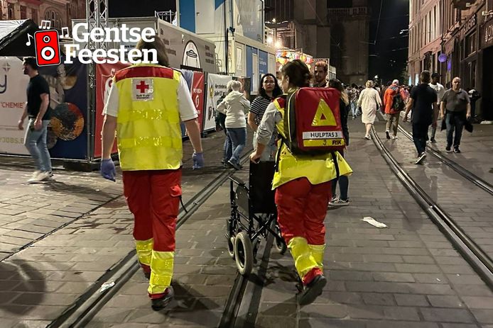 In het spoor van het Rode Kruis op de Gentse Feesten: “We bieden sinds ...