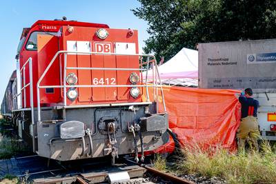 Overleden machinist (25) in Hooge Zwaluwe stond met twee collega’s op kop van locomotief: ‘Dit ongel