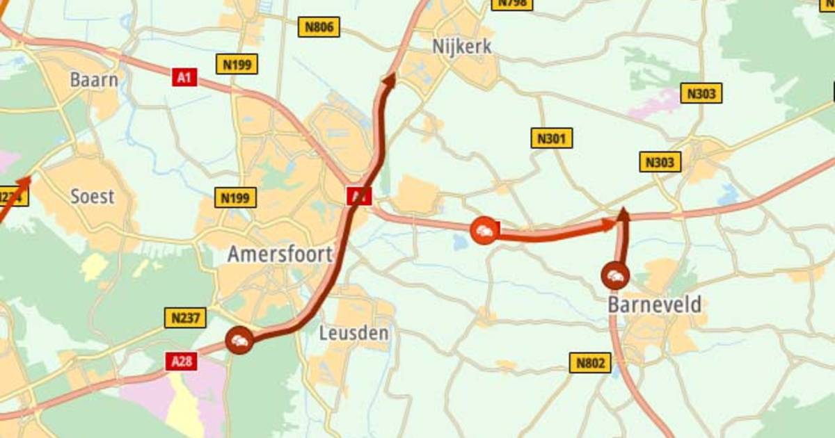 A28 bij Nijkerk weer vrijgegeven, file voorbij Zwolle AD.nl
