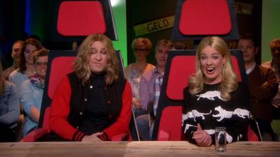 Ilse 'juf Ank' Warringa maakt indruk met imitatie Ilse DeLange