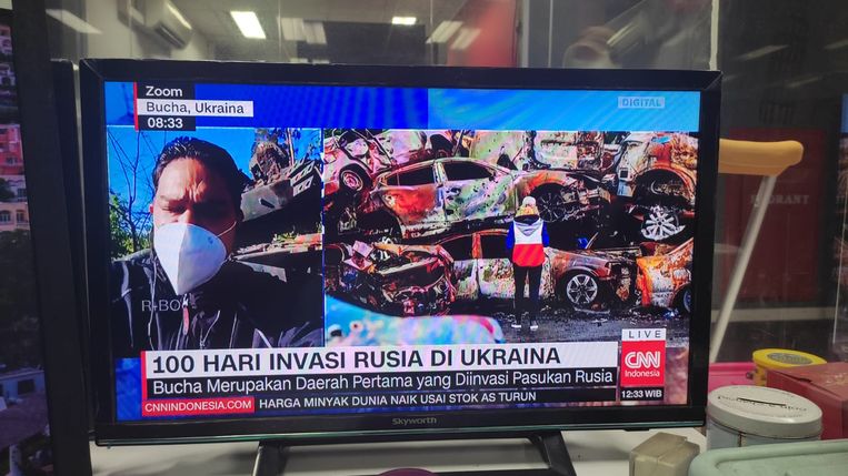 Bud Wichers doet onder meer verslag voor CNN Indonesia. Beeld -