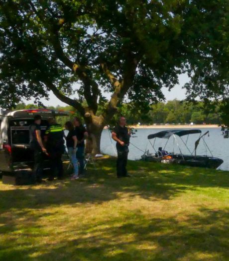 Zorgen na aantreffen leeg tentje bij Het Rutbeek, politie vreest voor verdrinking maar zoekactie levert niets op