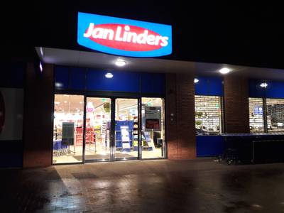 Geld uit kassa gegrist bij Jan Linders Supermarkt in Groesbeek